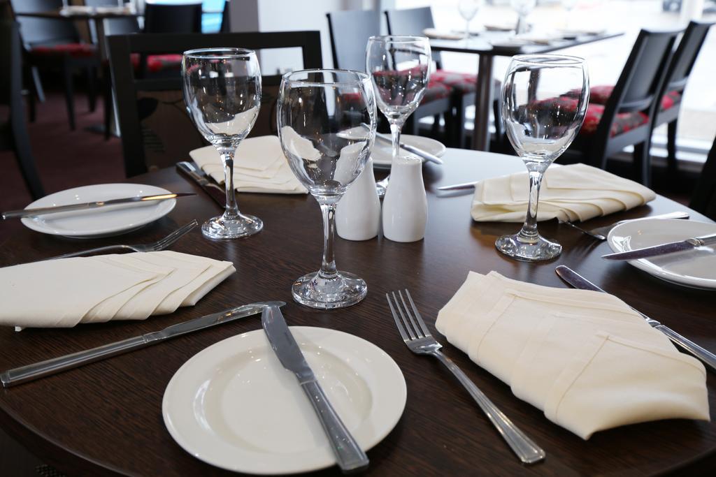 Ramada Wakefield Hotel Luaran gambar