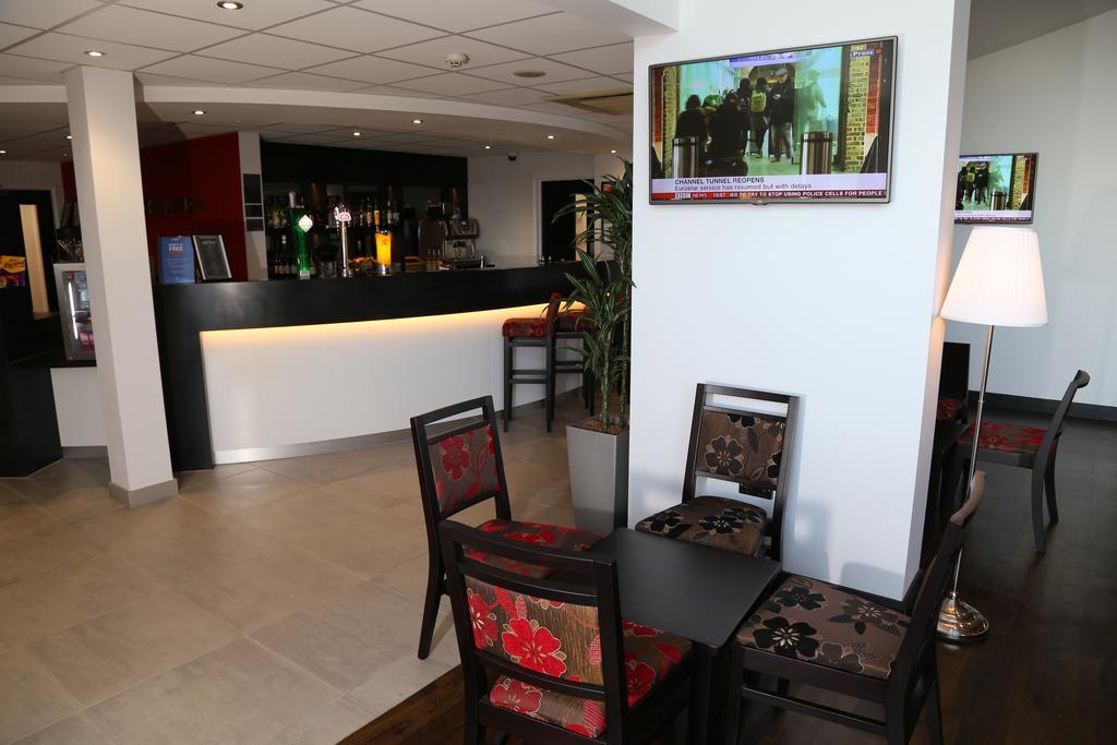 Ramada Wakefield Hotel Luaran gambar