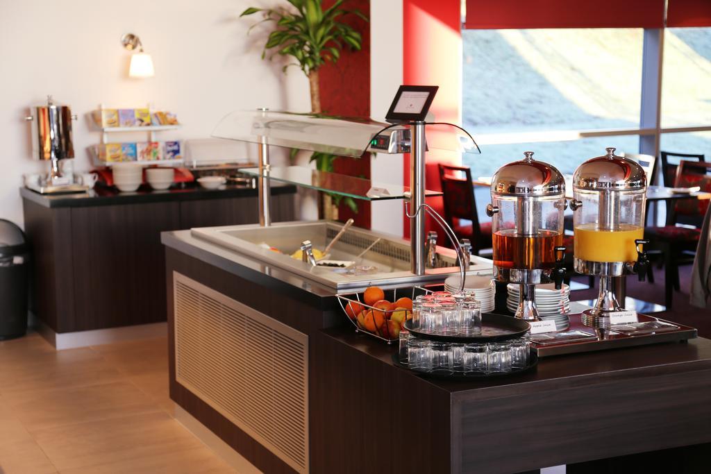 Ramada Wakefield Hotel Luaran gambar