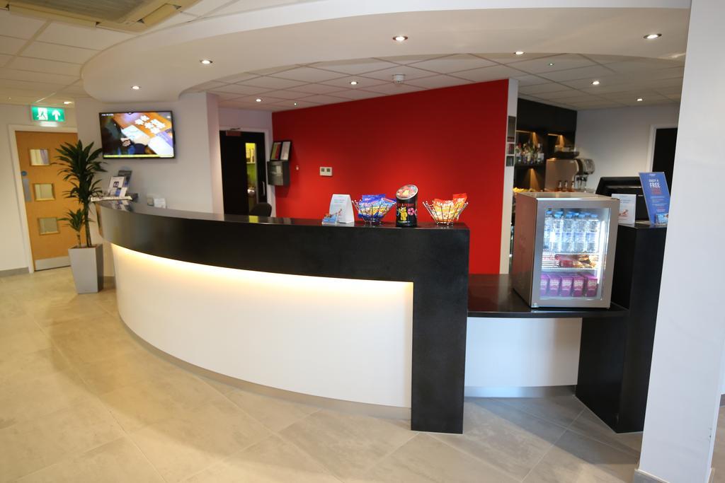 Ramada Wakefield Hotel Luaran gambar
